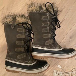 Sorel Joan of Arc Boots